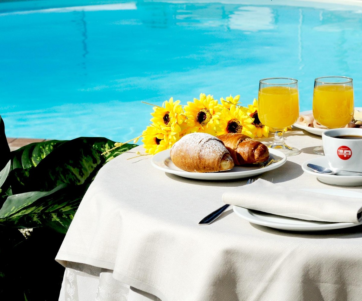 01-Alghero_Resort_Country_Hotel-La-Colazione-001