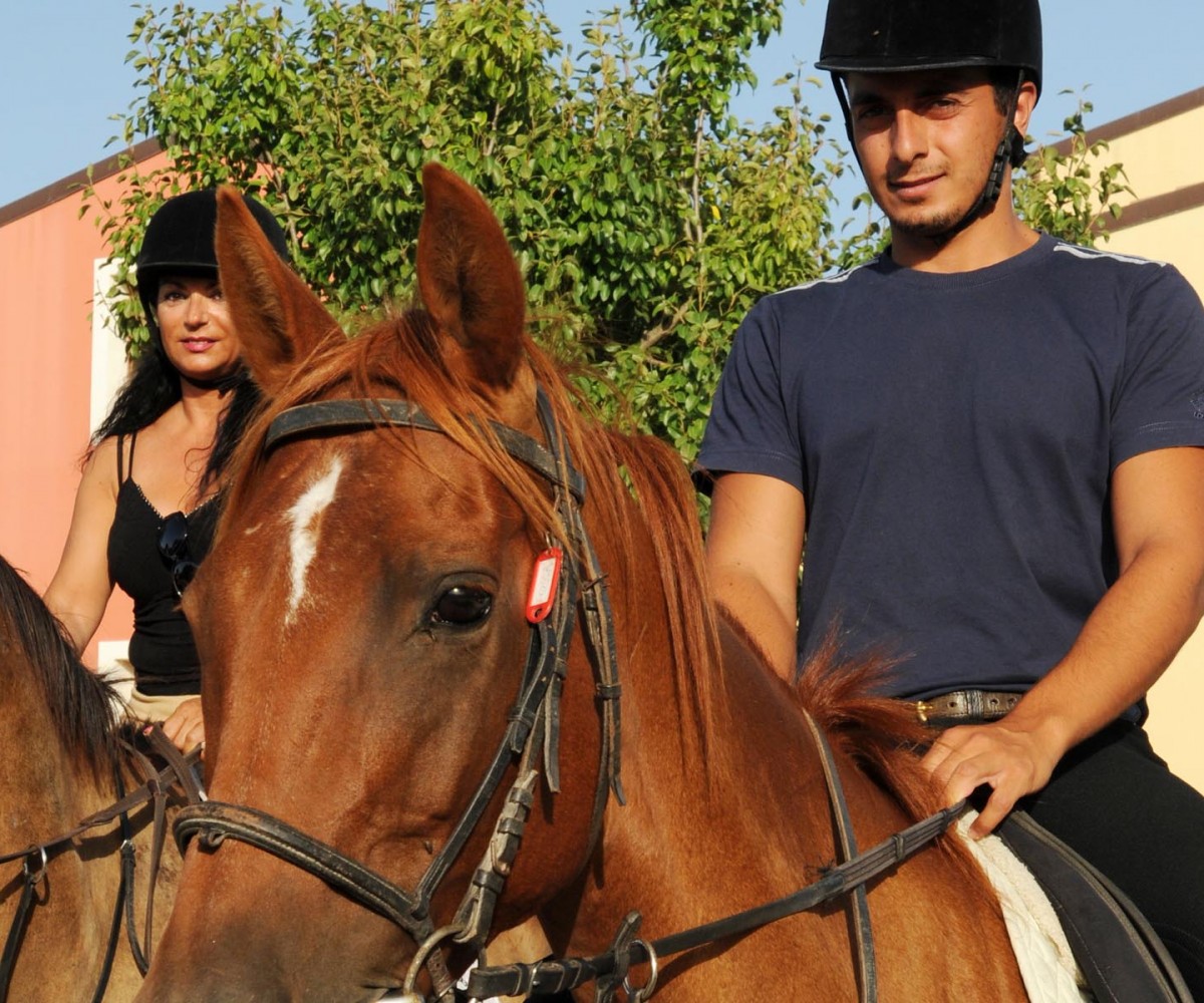 Alghero_Resort_Country_Hotel-Horse-Riding-01